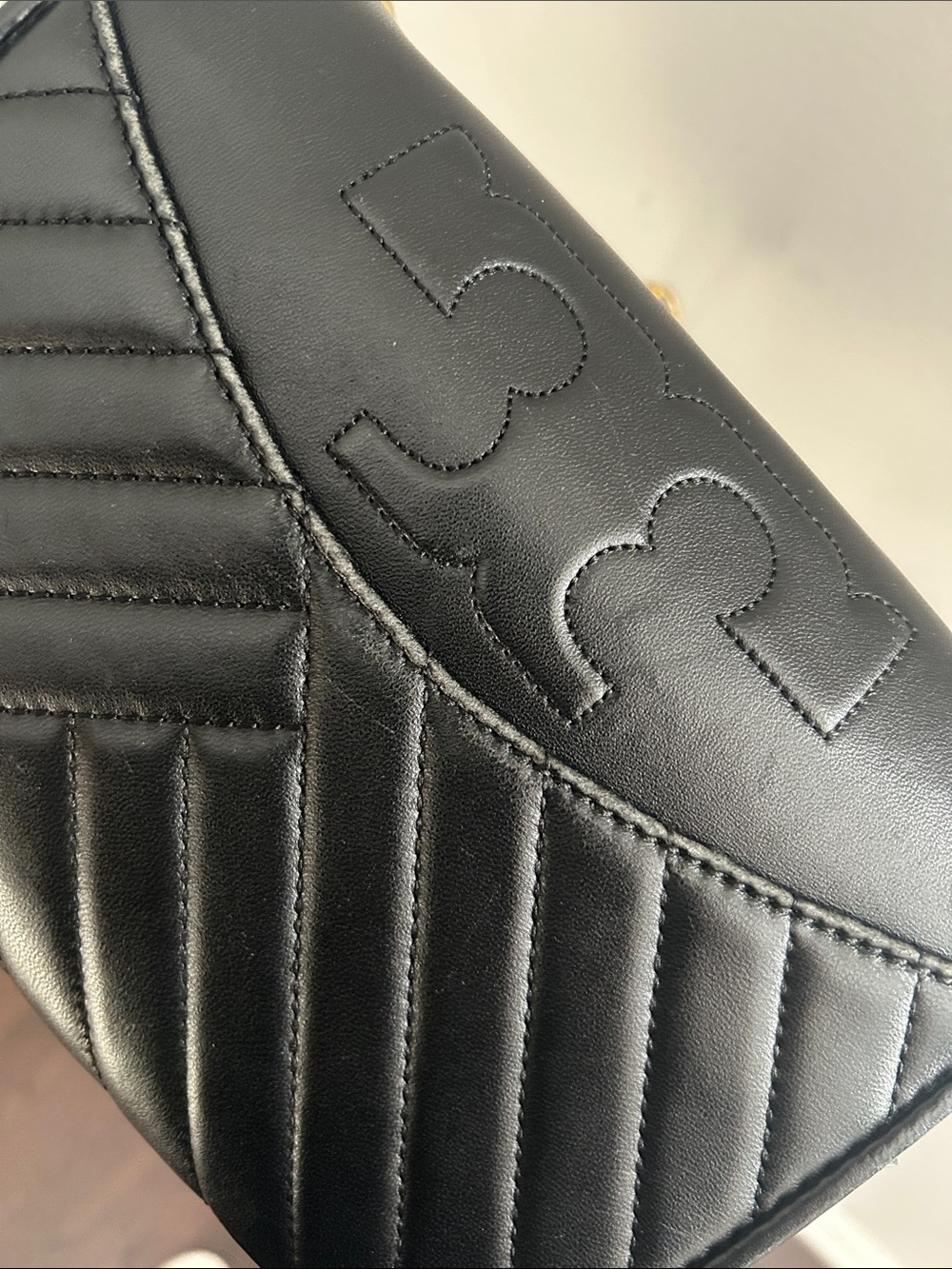 Tory Burch Black Quilted Leather Chain-Shoulder Crossbody - Picture 7 of 7